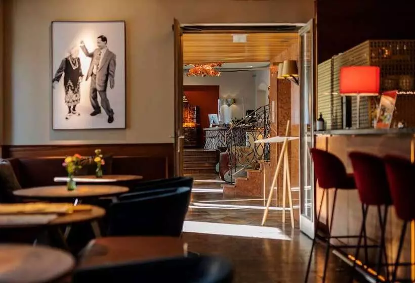 Boutique Hotel & Villa Auersperg