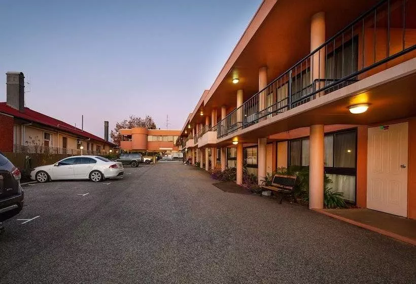 هتل Winsor Park Motor Inn