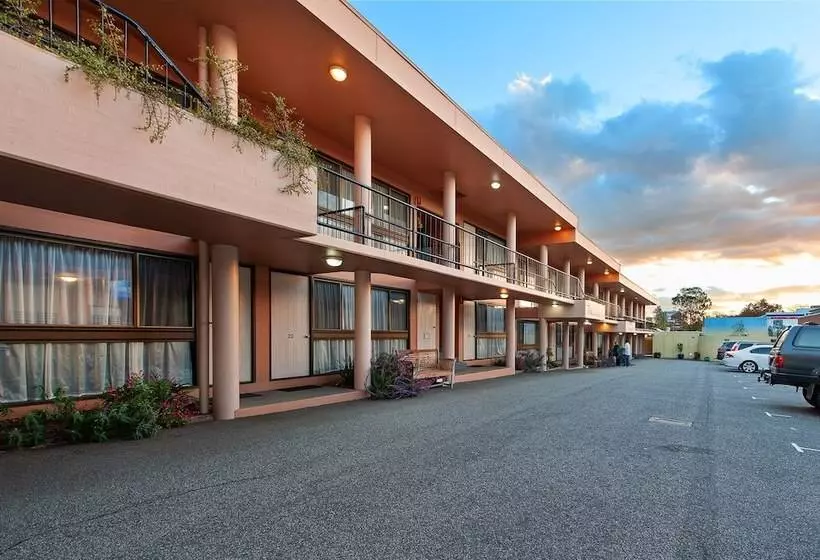 هتل Winsor Park Motor Inn