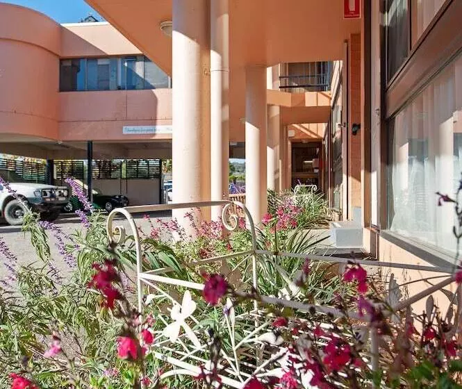 هتل Winsor Park Motor Inn
