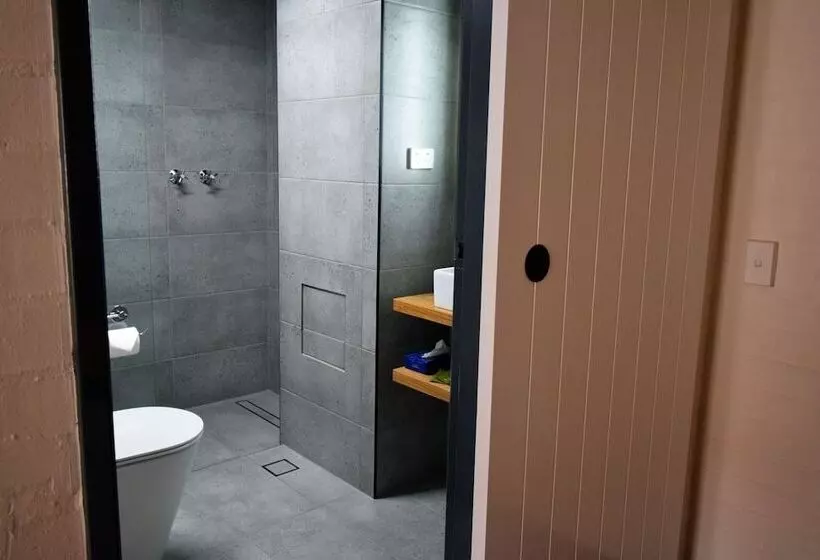 هتل Winsor Park Motor Inn