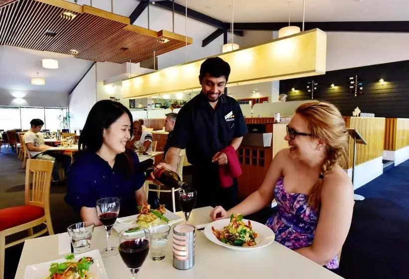 Mercure Alice Springs Resort