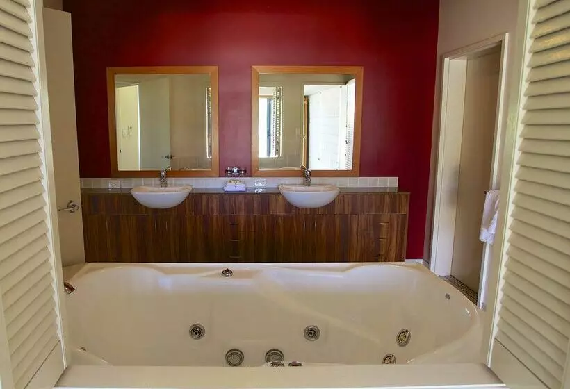 Resort Whitsunday Wanderers (palm Crt