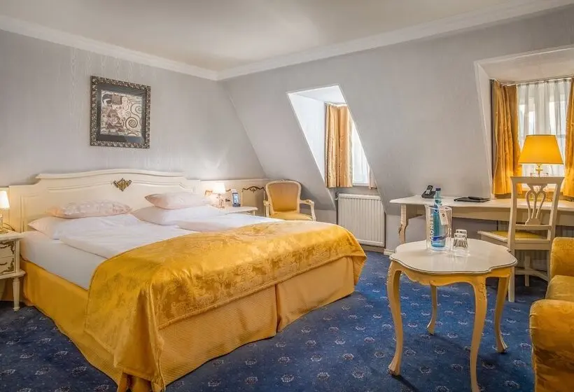 Schlosshotel Römischer Kaiser