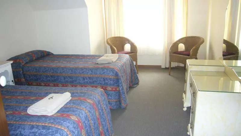 Aat 28 Goldsmith Motel