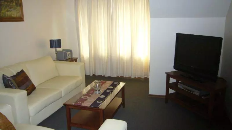 Aat 28 Goldsmith Motel