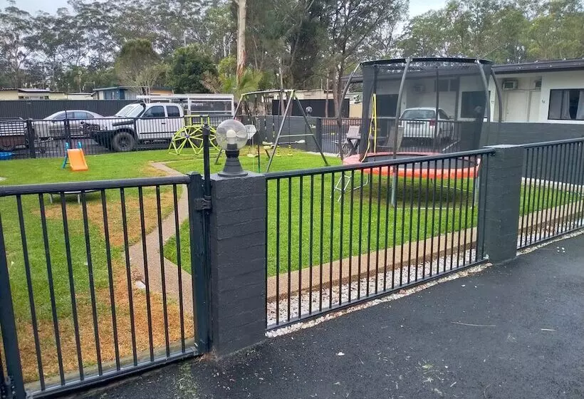 Midway Motel And Villas