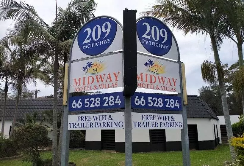 Midway Motel And Villas