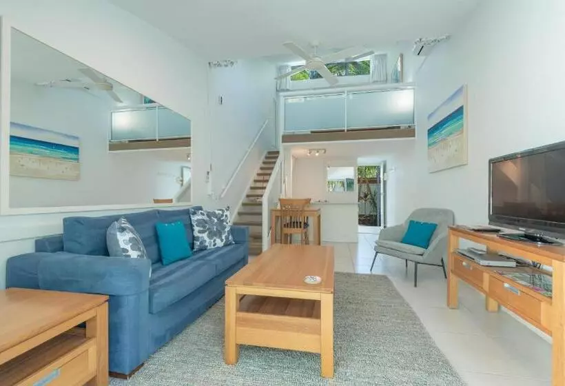 Отель Caribbean Noosa