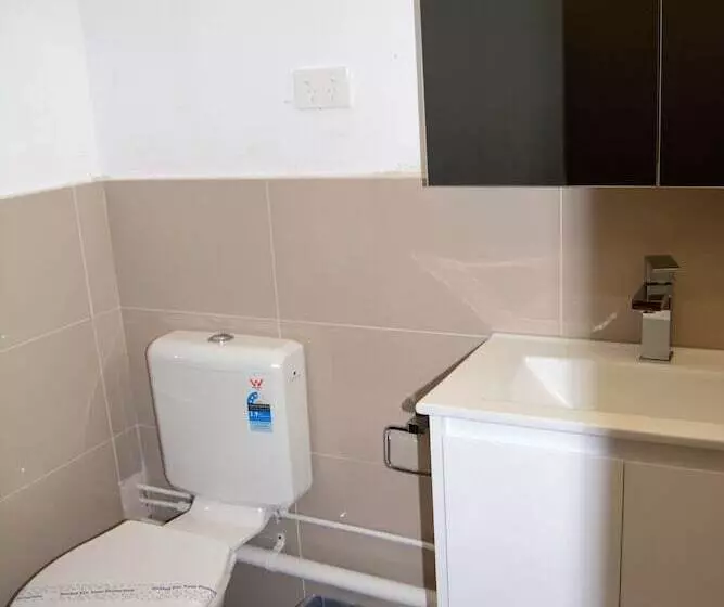 בית מלון כפרי Civic Motor Inn