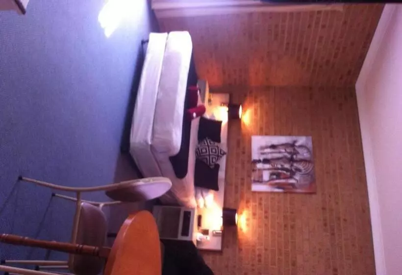 فندق Elsinor Motor Lodge