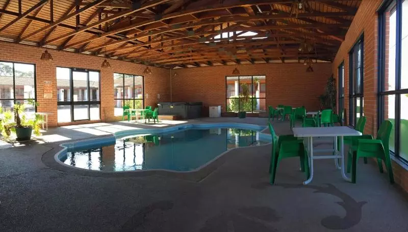 فندق Elsinor Motor Lodge