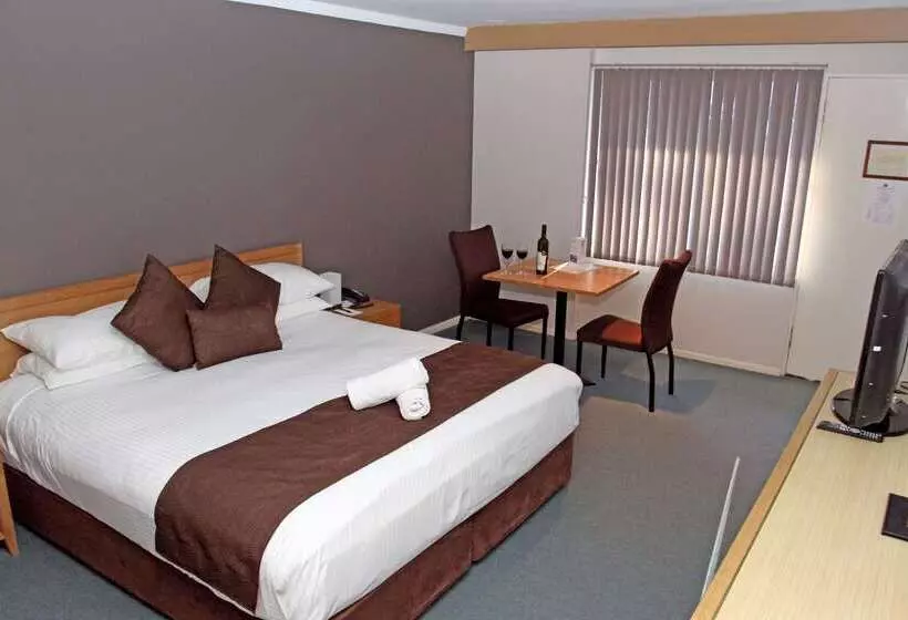 فندق Hospitality Esperance Surestay Collection By Best Western