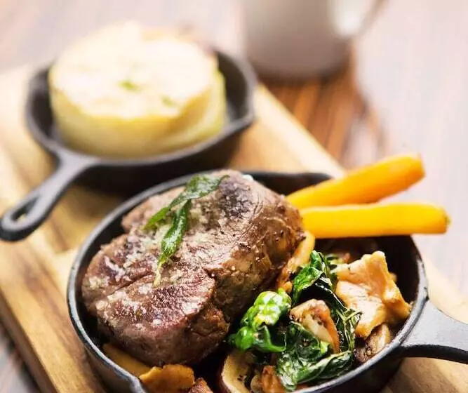 Отель Residence On Langley Park