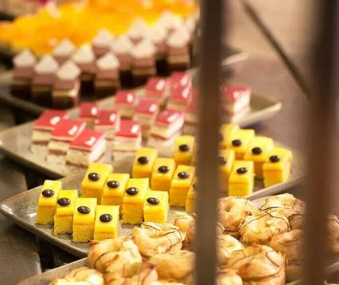 Отель Residence On Langley Park