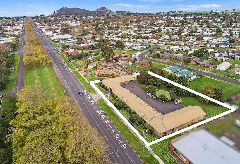 ホテル Manifold Motor Inn