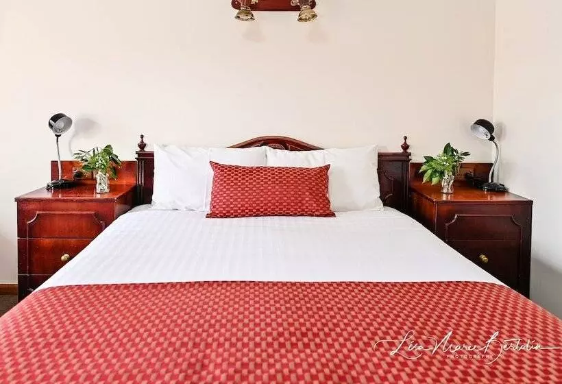 酒店 Narrandera Club Motor Inn