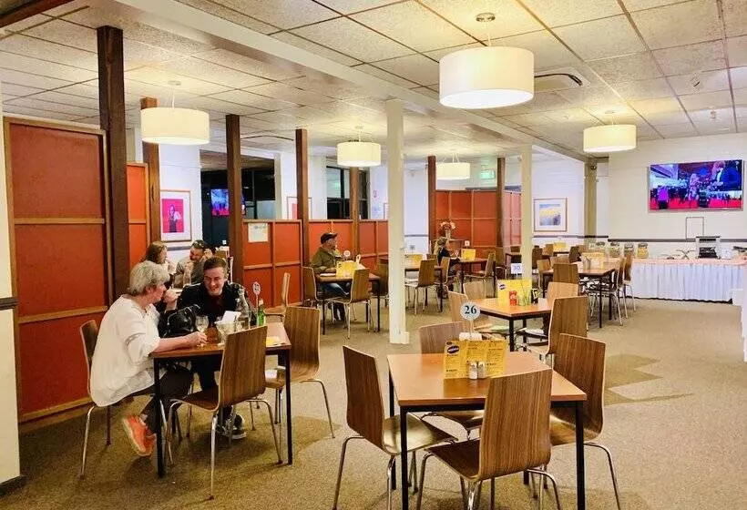 Opal Inn Hotel, Motel, Caravan Park