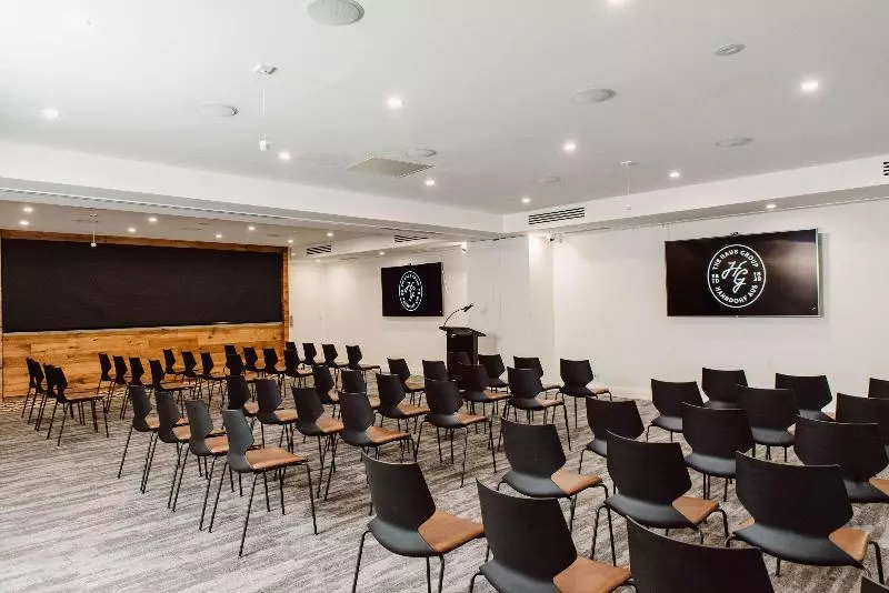 בית מלון כפרי The Lodge By Manna