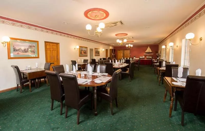 Отель Breakfree Port Pirie