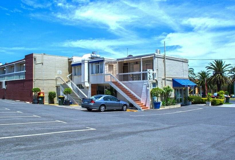 מוטל Alexander Motor Inn