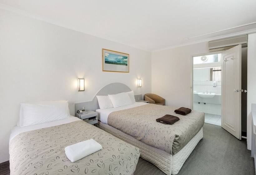 מוטל Alexander Motor Inn