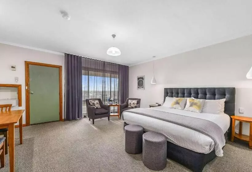 מוטל Comfort Inn The Lakes