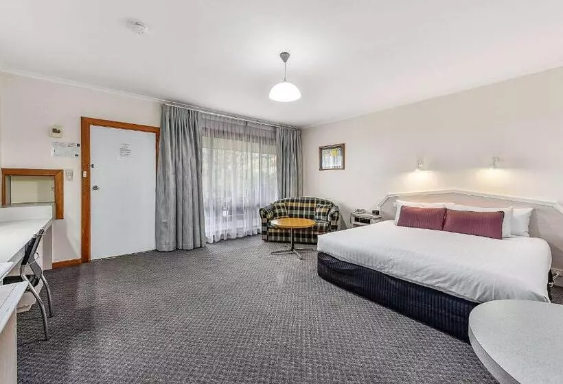 מוטל Comfort Inn The Lakes