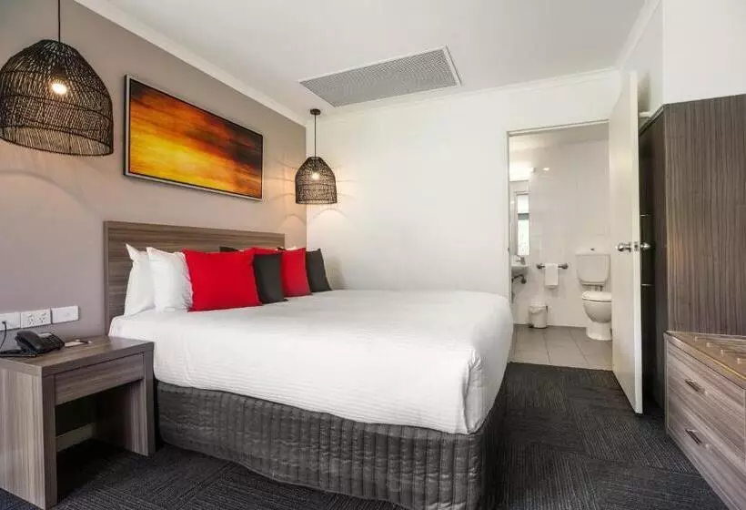 Мотель Doncaster Apartments By Nightcap Plus