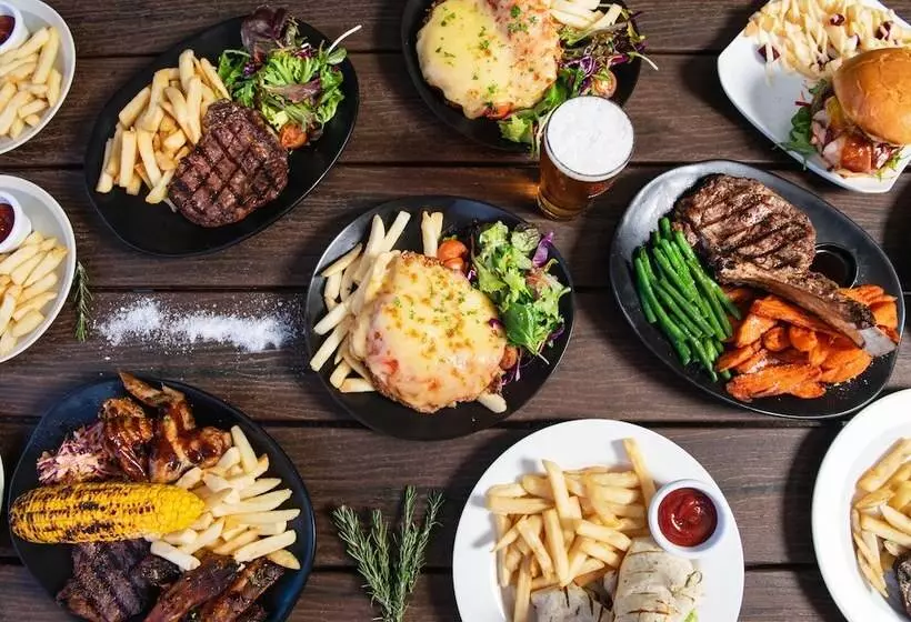 Мотель Doncaster Apartments By Nightcap Plus