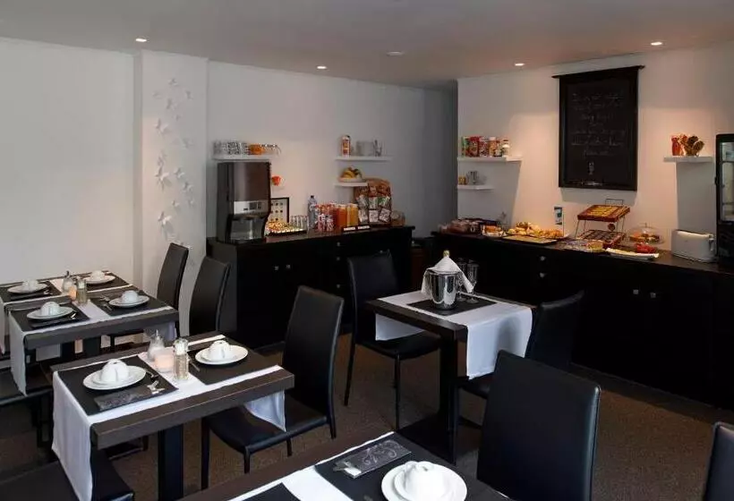 Alpha Hotel And Apart