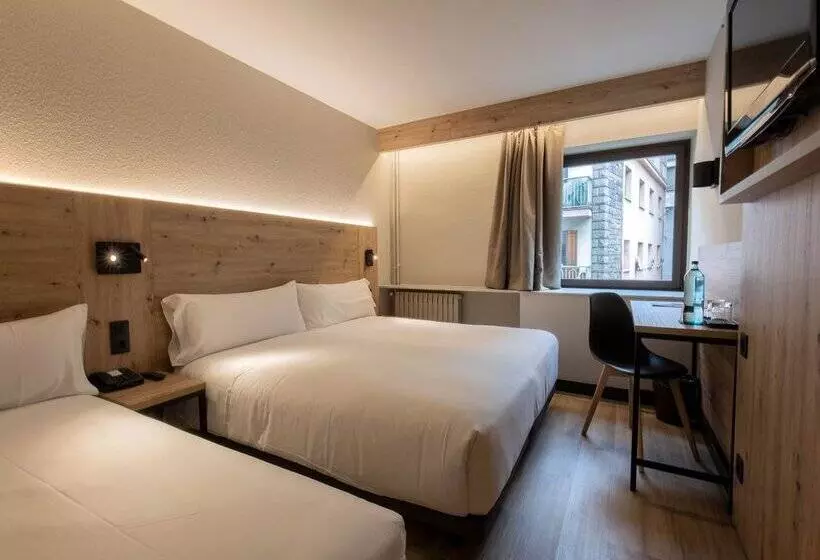 هتل Comtes d’Urgell by Nexta