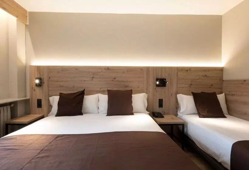 هتل Comtes d’Urgell by Nexta