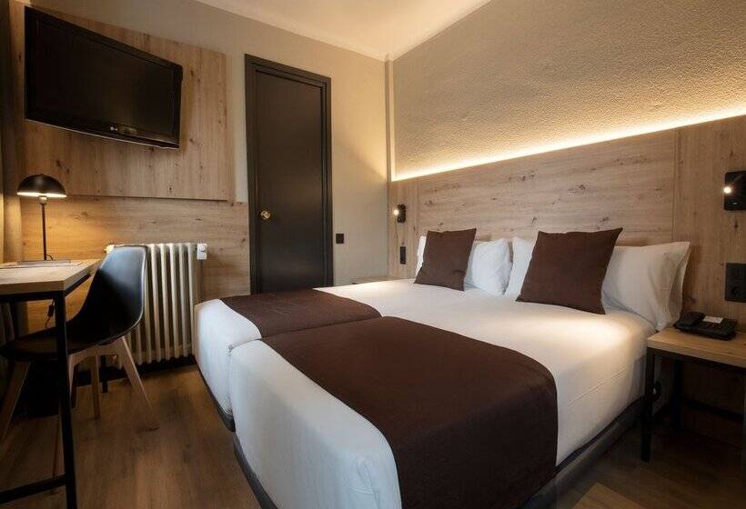 هتل Comtes D’urgell by Nexta