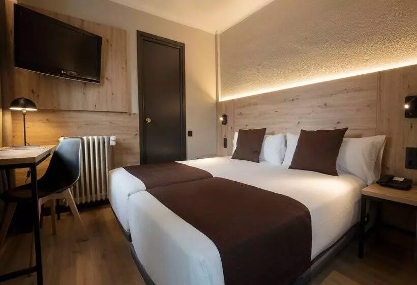 هتل Comtes d’Urgell by Nexta