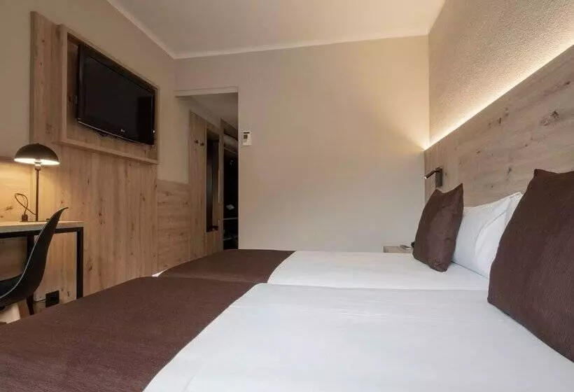 هتل Comtes d’Urgell by Nexta