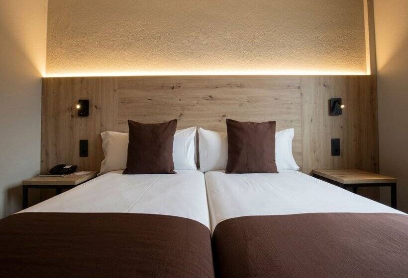 هتل Comtes D’urgell by Nexta