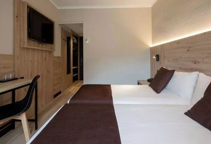 هتل Comtes d’Urgell by Nexta