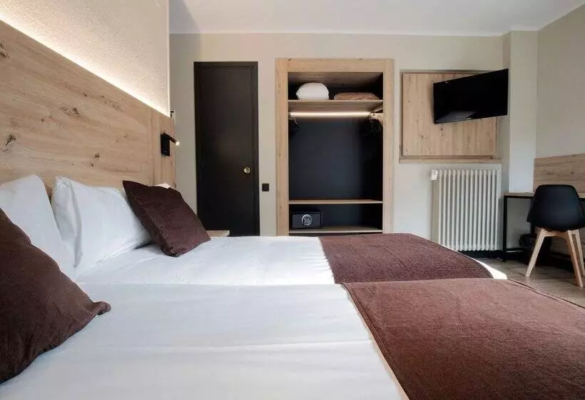 هتل Comtes d’Urgell by Nexta