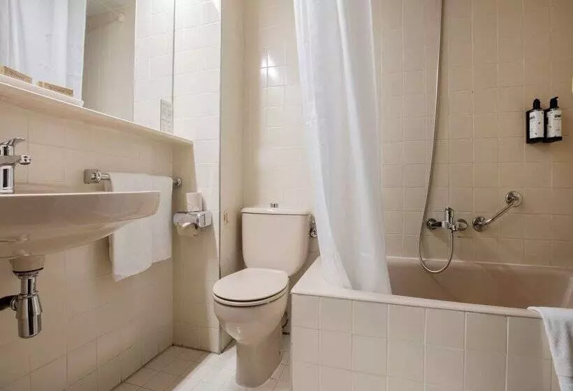 هتل Comtes d’Urgell by Nexta