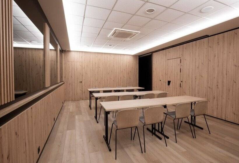 هتل Comtes D’urgell by Nexta