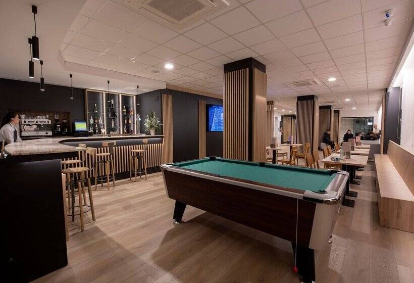 هتل Comtes D’urgell by Nexta