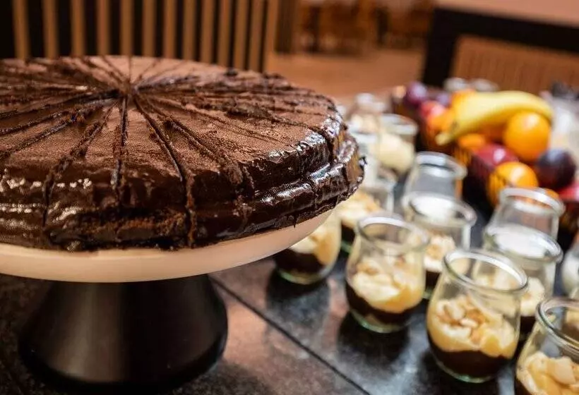 هتل Comtes d’Urgell by Nexta