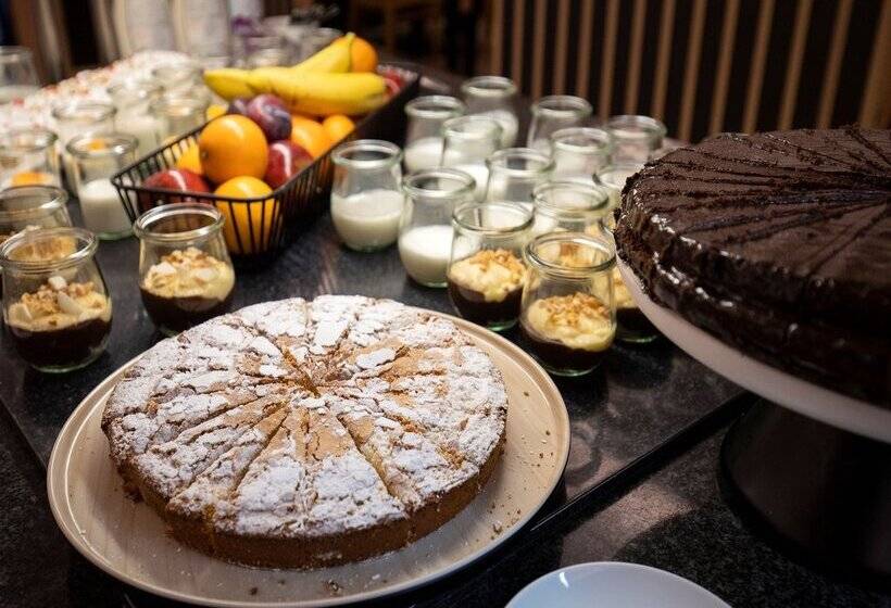 هتل Comtes D’urgell by Nexta