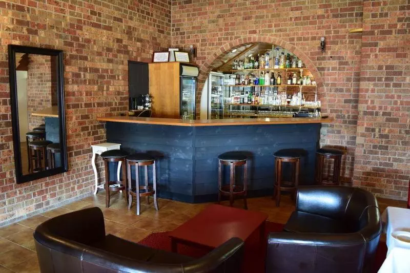 ホテル Golden Age Motor Inn