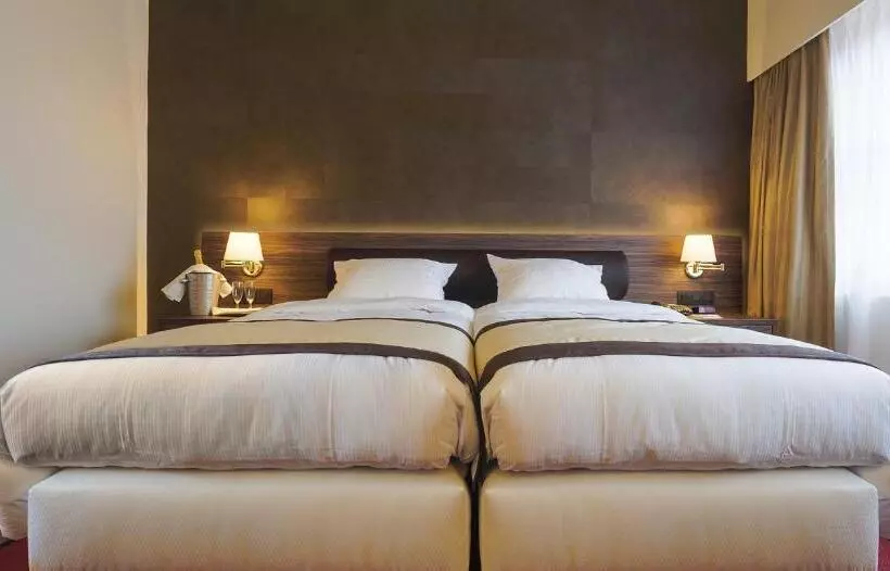 Golden Tulip Hotel De’ Medici