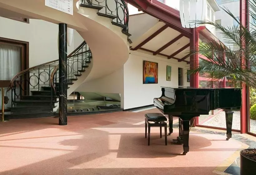 Golden Tulip Hotel De’ Medici