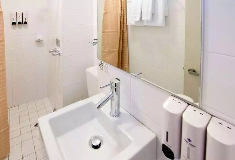 فندق Park Regis City Centre