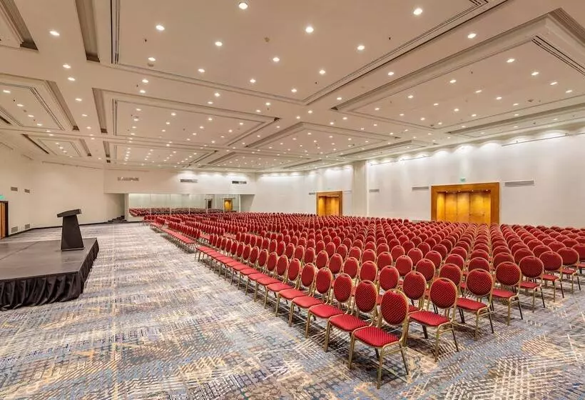 Sheraton Buenos Aires Hotel & Convention Center