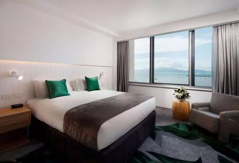 ホテル The Ville Resort Casino